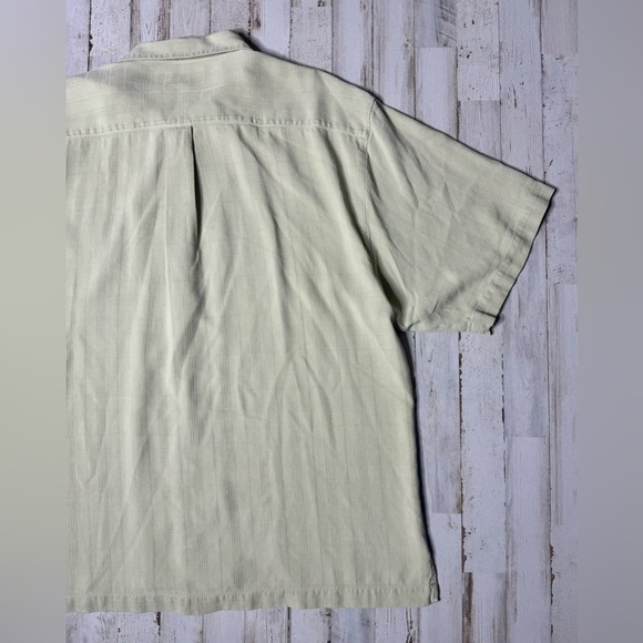 Tommy Bahama Shirt Men's XL Button Up 100% Silk Beige - Picture 8 of 9